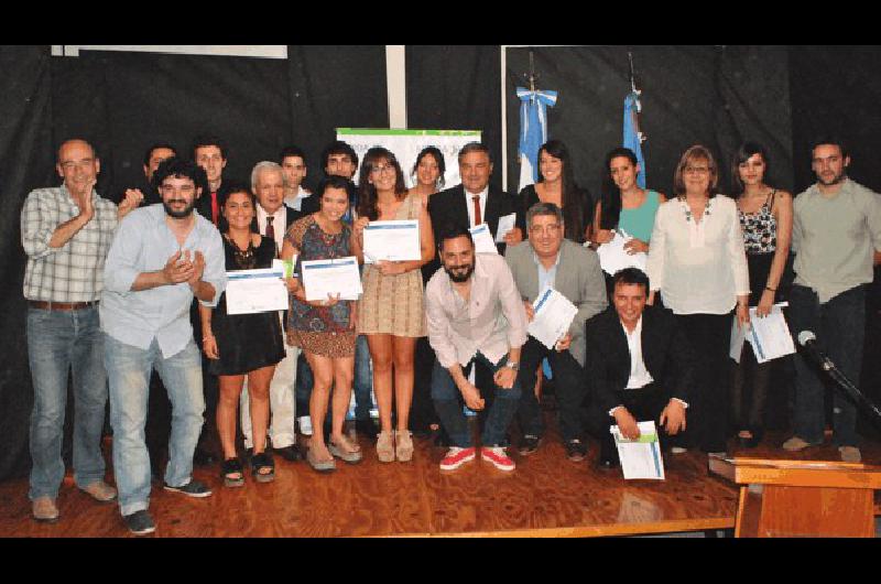 Grupo de Egresados de la Tecnicatura de la extensiÃ³n Ãulica Laprida 