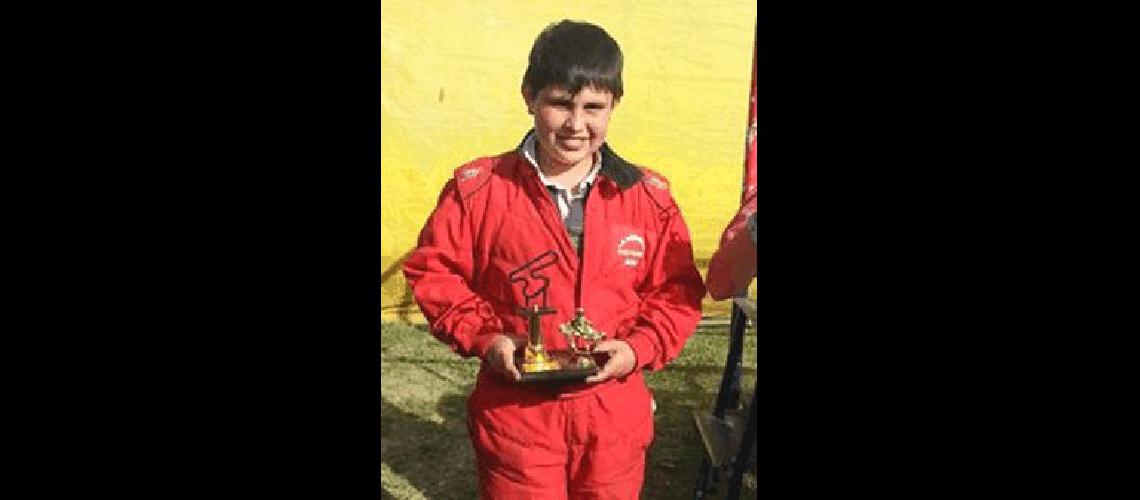 TomÃs Molli integra la terna de karting 
