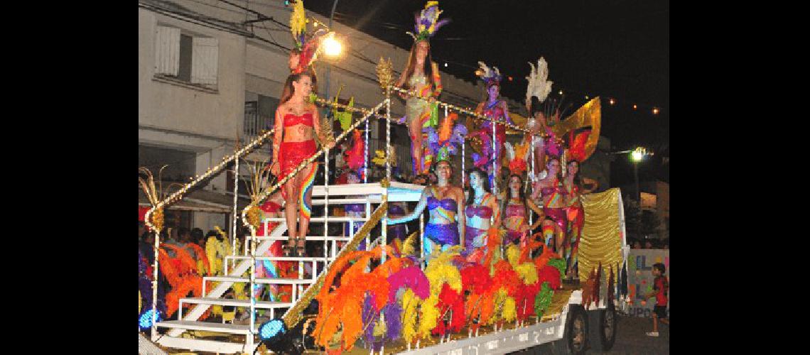 Esta noche serÃ elegida Miss Carnaval 2017 