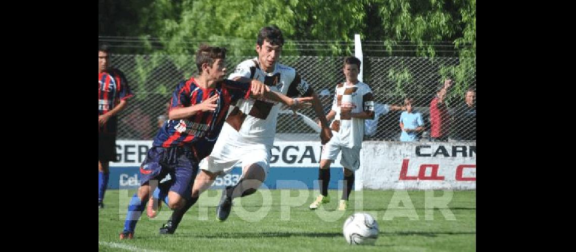 Platense por penales venciÃ³ a LilÃn en el primer partido 