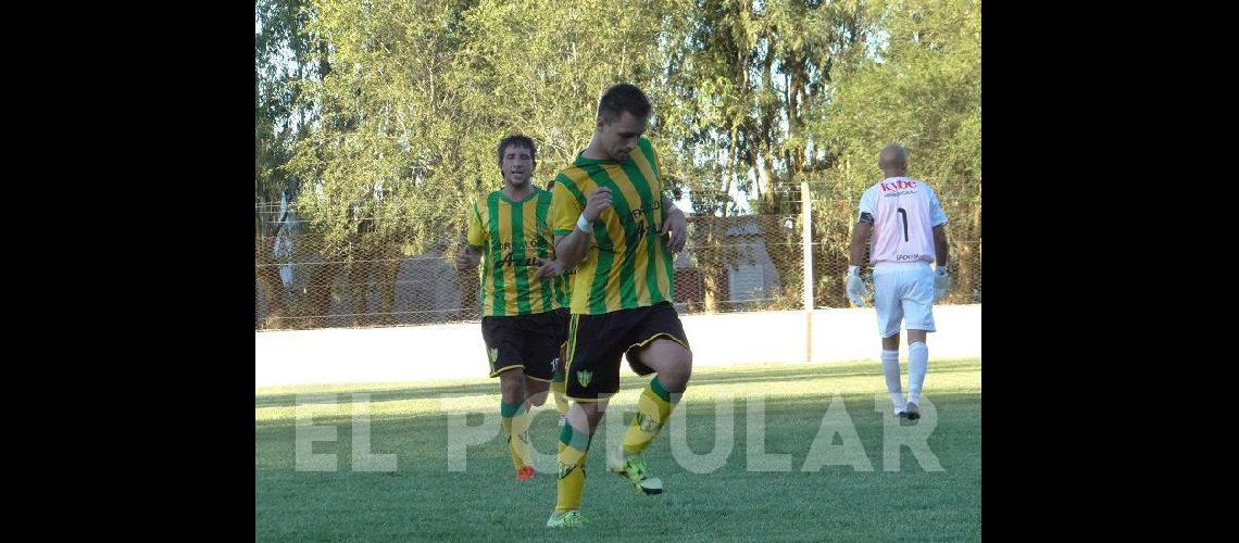 Ferro apunta a Bedoya