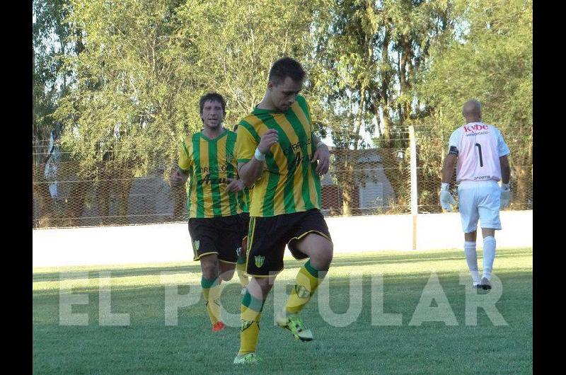 Ferro apunta a Bedoya