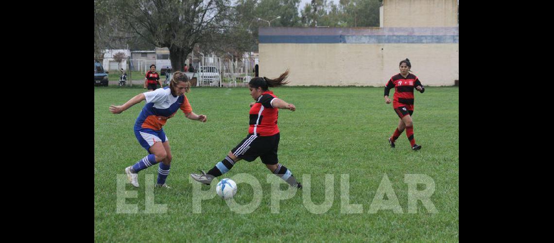 El CEF Nordm 44 goleoacute<br> para afirmarse en la cima