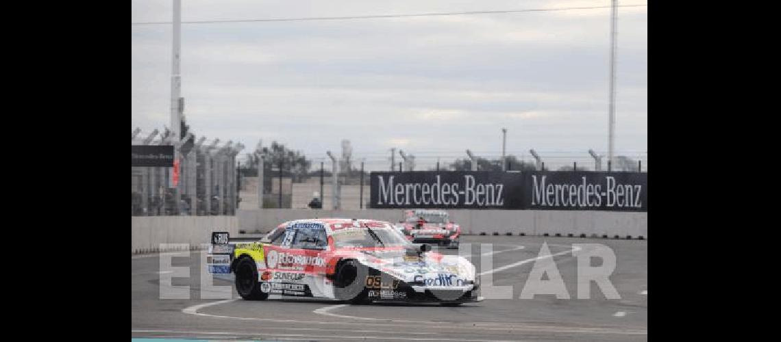 La segunda baterÃ­a del TC Pista en San Luis tuvo como protagonista principal a NicolÃs Pezzucchi 
