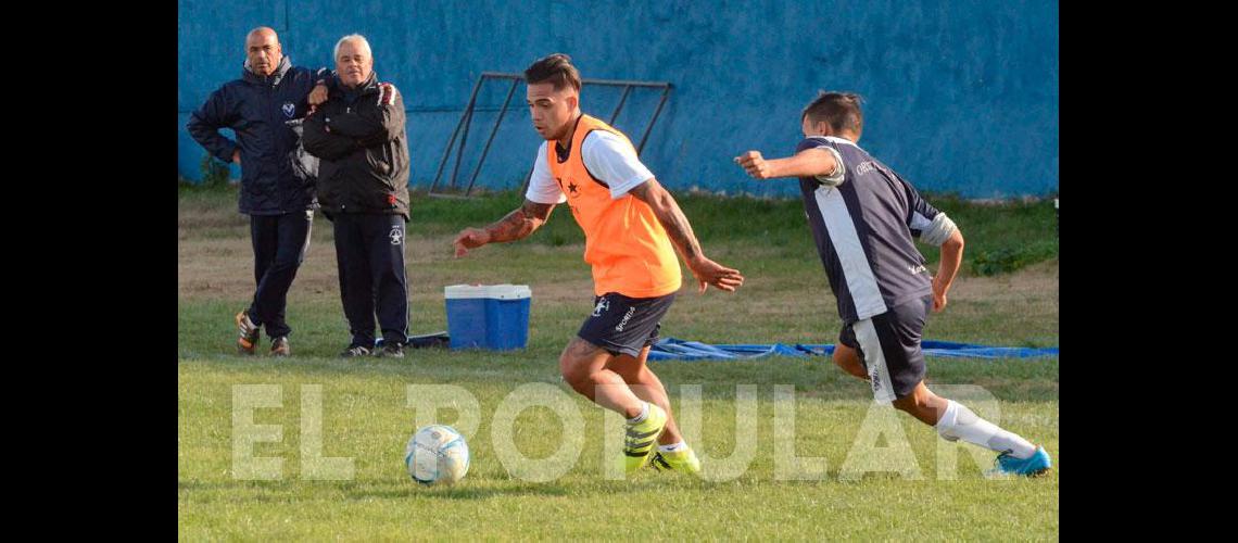 El salteÃ±o Maximiliano MartÃ­nez fue uno de los destacados en el primer amistoso de Racing Foto- Marcelo Kehler