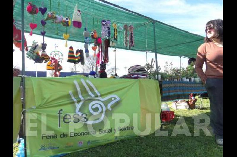 AdemÃ�s de los feriantes locales hubo artesanos de Las Martinetas y de la Feria de Benito JuÃ�rez 