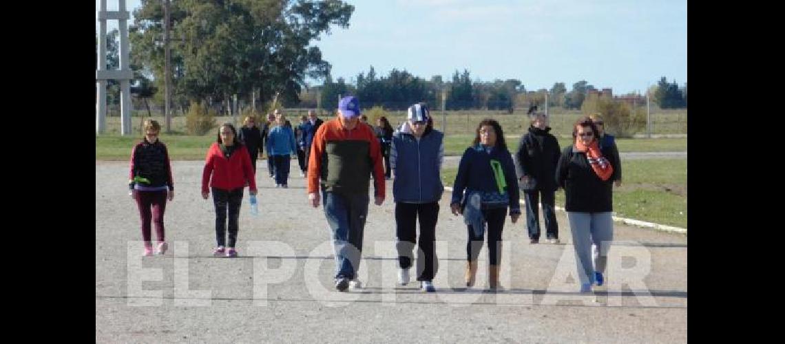 Cientos de abuelos de toda la regiÃ³n llegarÃn maÃ±ana a Laprida 