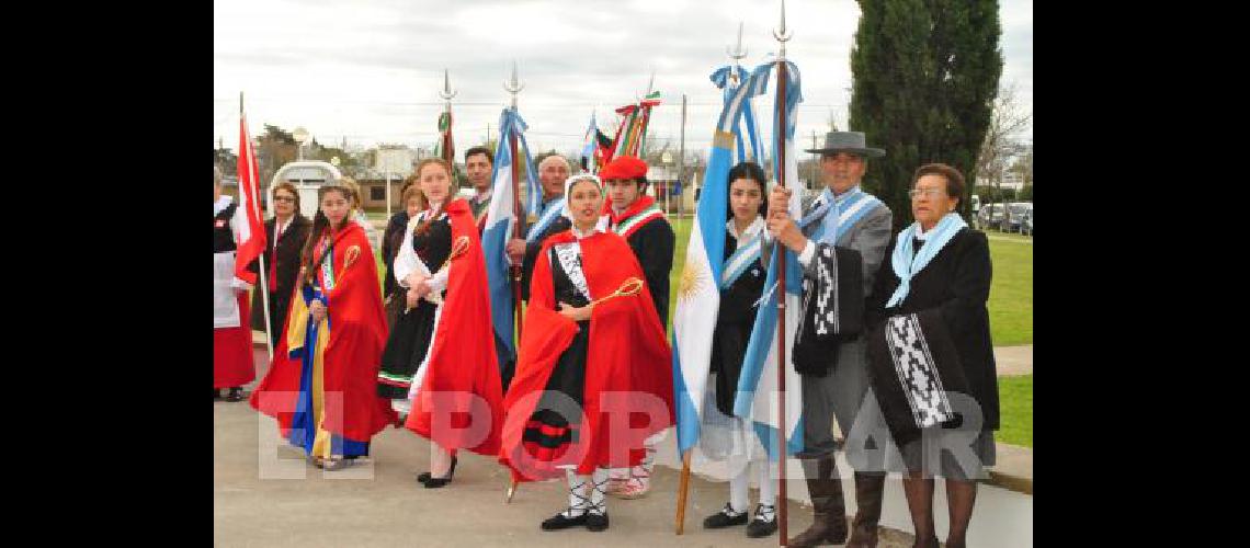 Reinas y delegaciones presentes durante el acto del sÃbado 