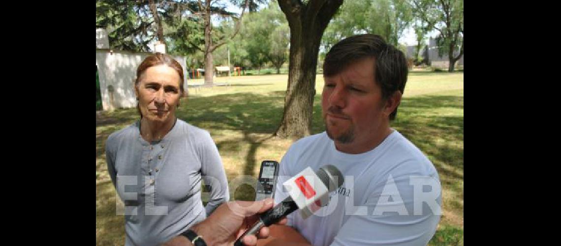 Facundo SuÃrez y MarÃ­a de los Ãngeles Ugalde invitaron a la muestra 