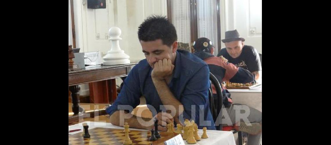 Santopietro superÃ³ a JuliÃn Sapienza 