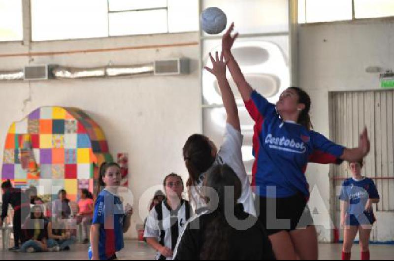 LilÃn de Laprida ganÃ³ los dos partidos ayer y estÃ en semifinales 
