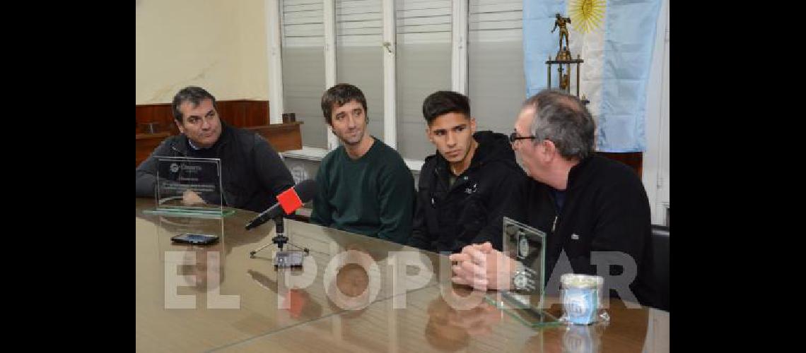 GarcÃ­a fue agasajado por funcionarios del Municipio y dirigentes de la LFO 