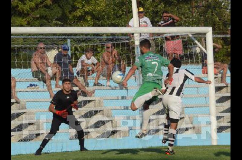 Lorenzo Ferrara cumple su segundo ciclo en Ferro Carril Sud 