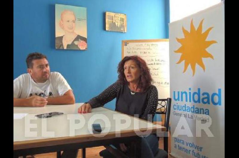 Julio Castellanos y Silvia Caballero presentaron el ciclo de charlas que darÃn inicio esta noche en el PJ de La Madrid 