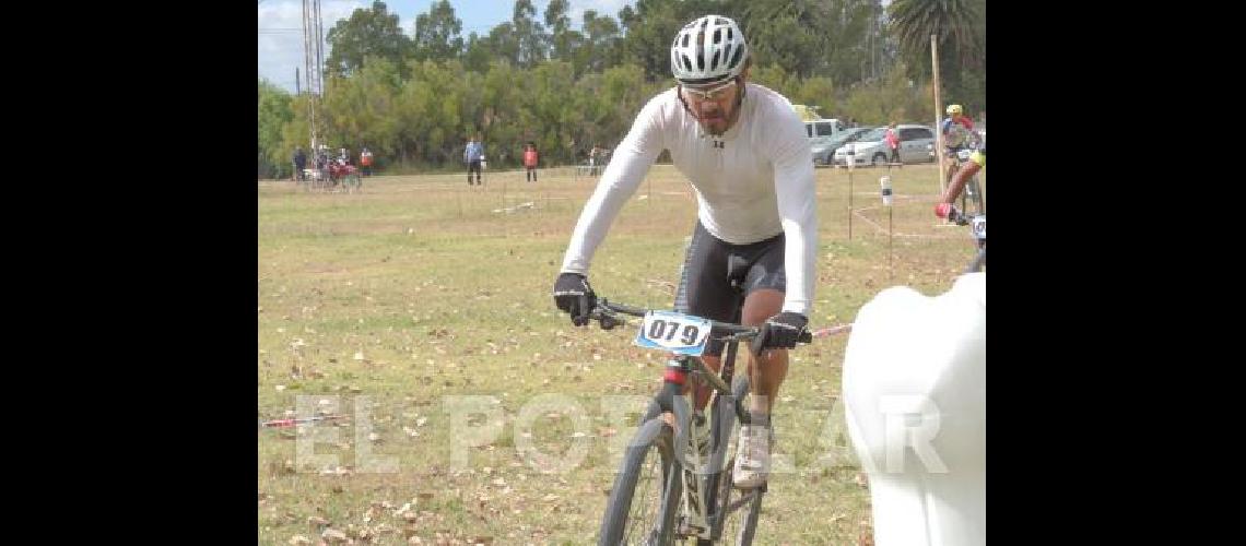 El olavarriense Juan Gundel se impuso entre los hombres 