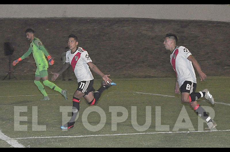 Santiago Vera autor del gol en OlavarrÃ­a fue citado para jugar el domingo ante Tigre por la Superliga Foto- Carlos RamÃ­rez