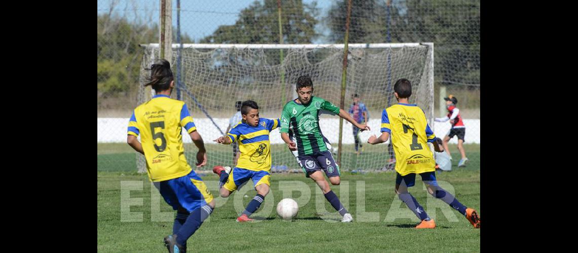 Embajadores y LujÃ�n uno de los duelos Claudio MartÃ­nez