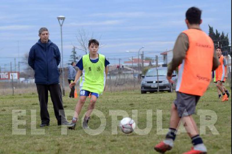 Las selecciones menores de la LFO estÃ�n a cargo de Abelardo Carabelli 