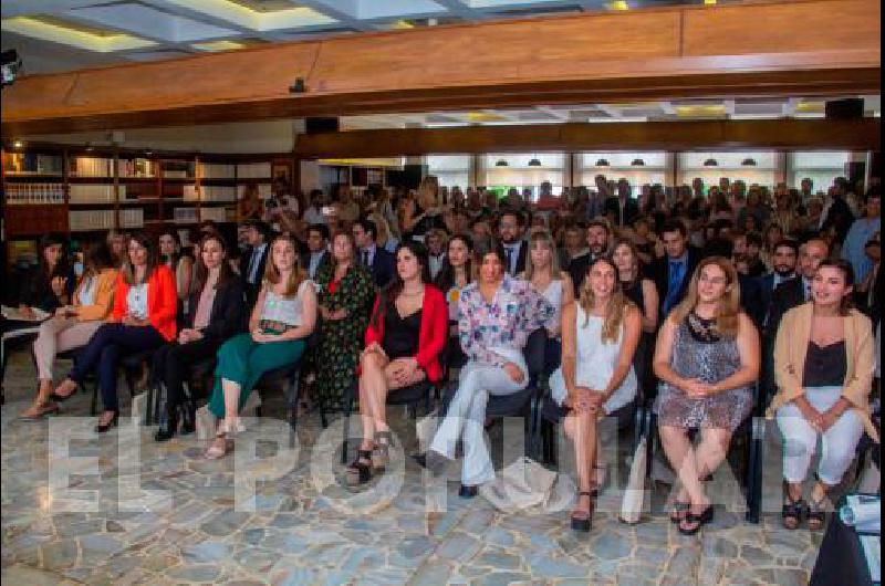 Los nuevos profesionales del Colegio de Abogados del Departamento Judicial de Azul pertenecen a Azul Tandil BolÃ­var CacharÃ­ Colonia Hinojo Laprida y Benito JuÃrez 