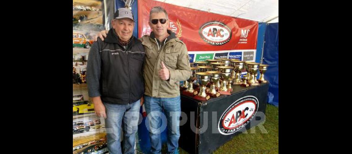 El titular de APAC Edgardo FernÃndez y Lionel Ugalde bicampeÃ³n de la categorÃ­a 
