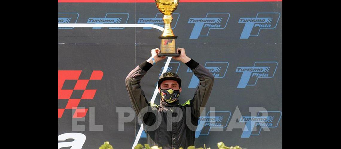 Tambucci se reivindicoacute con un podio y estaacute 5deg en el torneo
