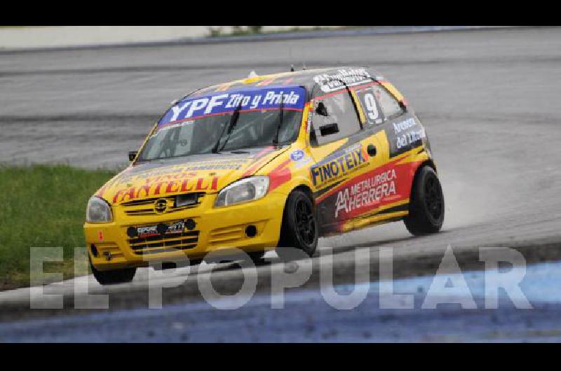 Santiago Tambucci realizÃ³ una magistral clase de manejo en RÃ­o Cuarto 