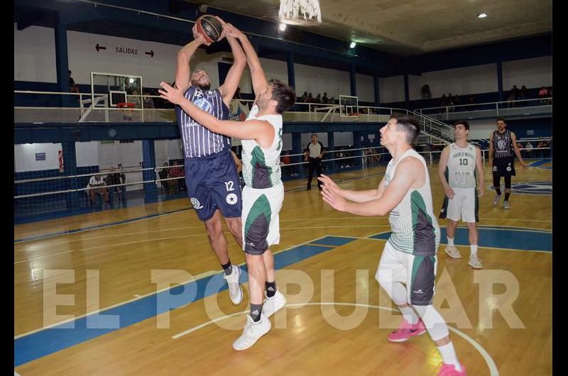 MartÃ­n Delgado fue el goleador del partido junto a IÃ±aki Lardapide con 16 puntos Foto- Marcelo Kehler