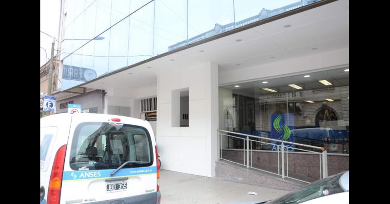 Anses Olavarría est ubicada en Rivadavia a metros de Belgrano