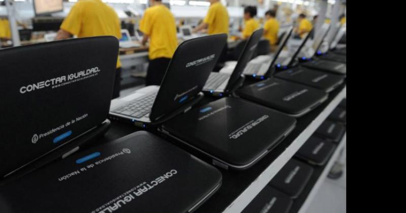 Relanzan Conectar Igualdad el programa de entrega de netbooks a estudiantes
