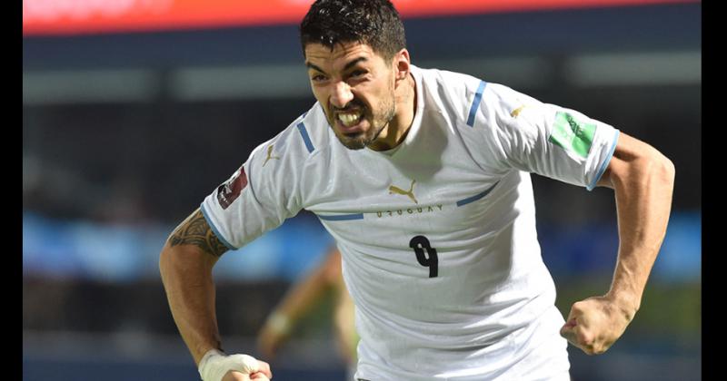  Luis Surez anotó en la Celeste que le ganó a Paraguay en Asunción
