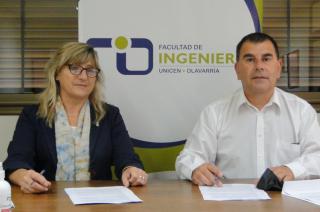 El intendente azuleño Hernn Bertellys y la decana María Peralta firmaron el convenio