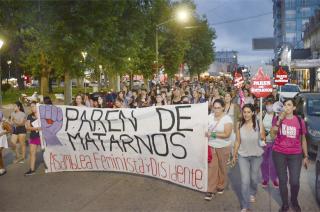 Las calles se poblaron al grito de Paren de matarnos