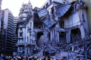 En el ataque del 17 de marzo de 1992 fallecieron 29 personas y resultaron heridas 242s