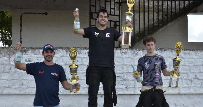 Nicols Romero (3º) Emiliano Juez (1º) y Nicols Benito (2º) integraron el primer podio de la Monomarca 1100