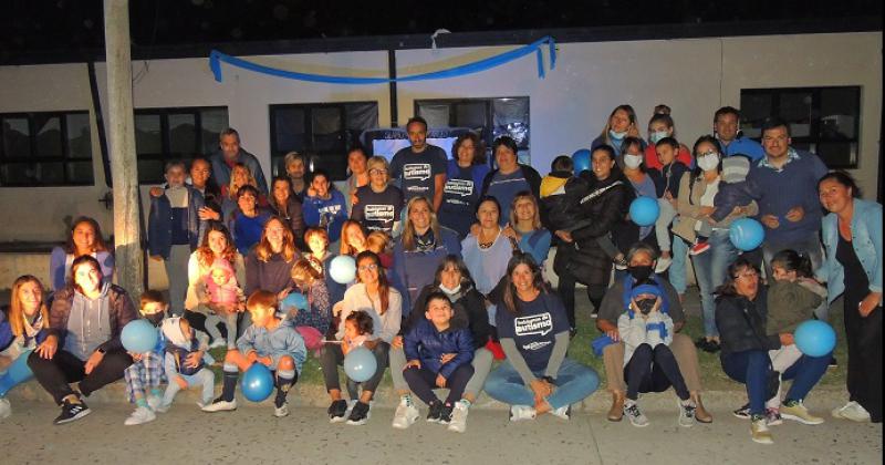 Por el Día Mundial de Concientización sobre la condición del espectro autista la Escuela Especial N° 501 San Francisco de Asís reunió a su comunidad educativa