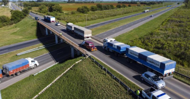Transportistas de granos realizarn un paro por tiempo indefinido