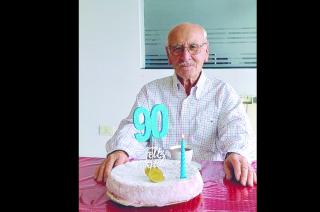 Eduardo José Heinrich vecino de Hinojo cumplió cumplió 90 años el 25 de marzo