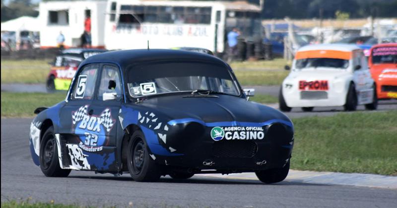 Nicols Rojas viene de lograr podio en la apertura Ahora compartir el Renault con Hernn Gorostieta
