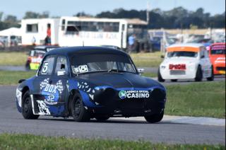 Nicols Rojas viene de lograr podio en la apertura Ahora compartir el Renault con Hernn Gorostieta