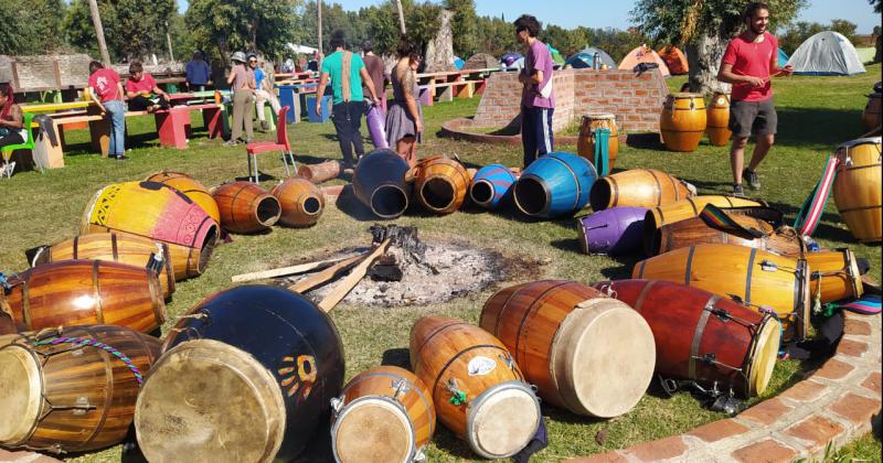 Encuentro de candombe en la quinta del Sindicato de Municipales