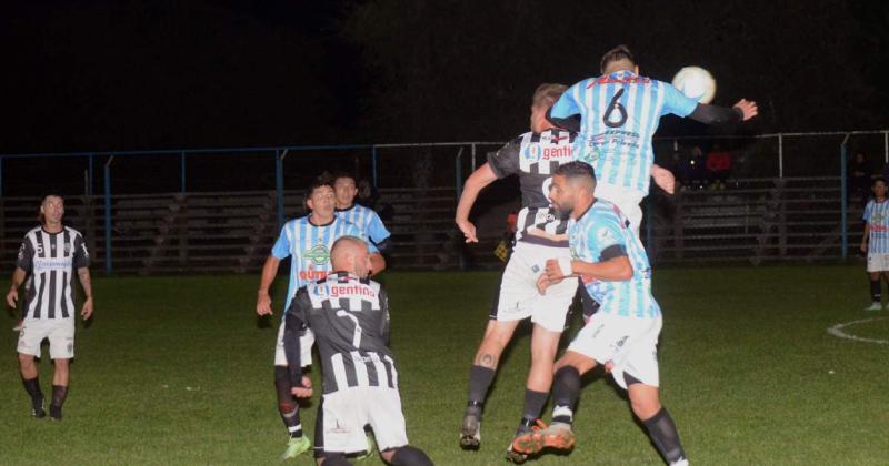 Ferro deber jugar este jueves como local