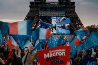 Maacutes de la mitad de Francia volvioacute a elegir a Macron 