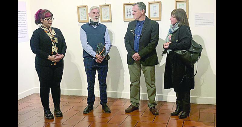 Fernanda Gallardo coordinadora del museo José Chacho Pagnutti y Emilio y Catalina los padres de Diego Wagner Clar