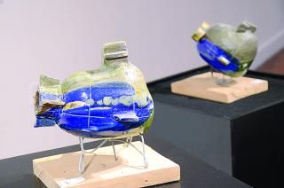 Submarofilia Submarinos Imposibles est compuesta por diez obras una bitcora y algunos dibujos y permanecer en el Museo Dmaso Arce hasta el 30 de mayo