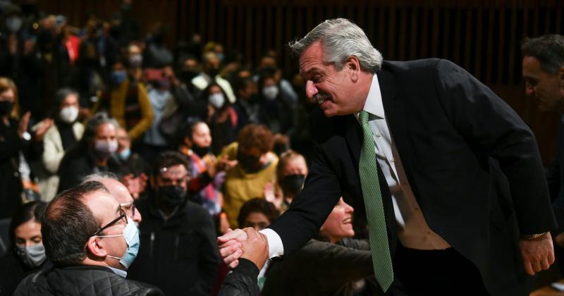 Alberto Fernndez- Tenemos el deber ético de hacer una sociedad ms justa