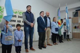 En barrio AOMA con Alberto Sileoni se inauguroacute el nuevo edificio del Jardiacuten 928