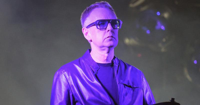  Andy Fletcher el bajista y guitarrista brit�nico