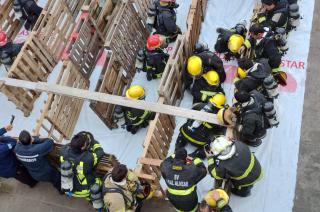 Bomberos de Olavarriacutea participaron de una capacitacioacuten en General Alvear