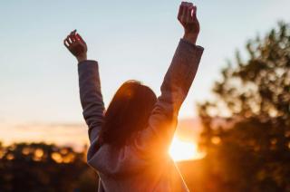 Coacutemo es vivir con o sin felicidad e infelicidad