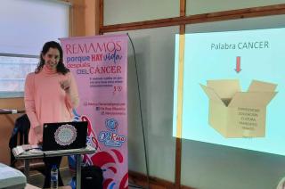 El s�bado pasado ofreció una charla a integrantes de Ola Rosa